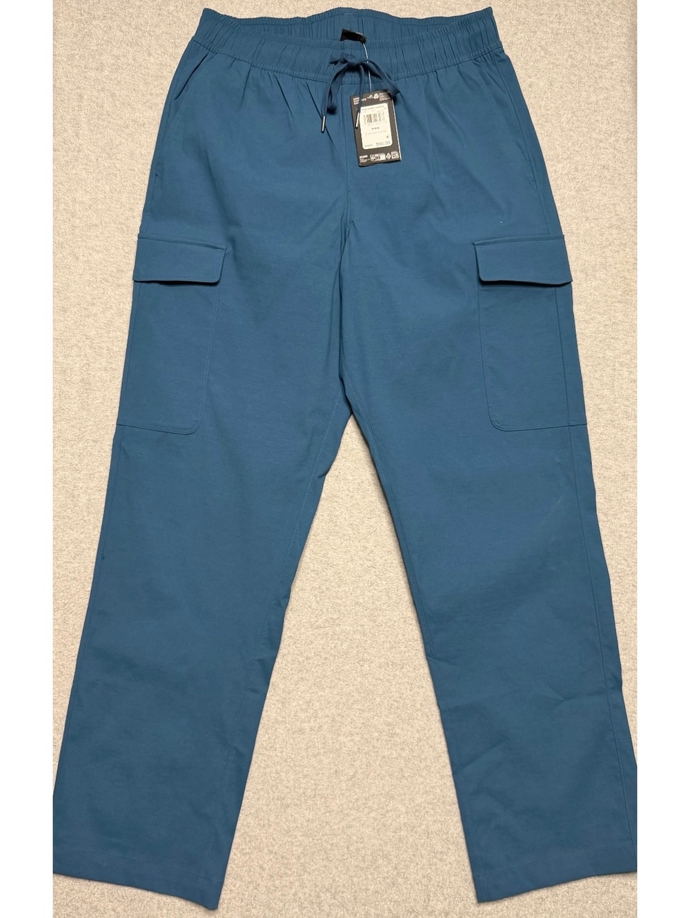 Under Armour UA Icon Woven Cargo Pants Men’s Medium Wham Blue Storm Teal NWT